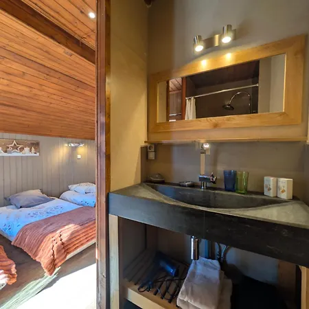 Dans Maison De Pays Pour 5 Personnes Appartement *