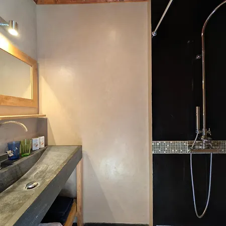 Dans Maison De Pays Pour 5 Personnes Chamonix